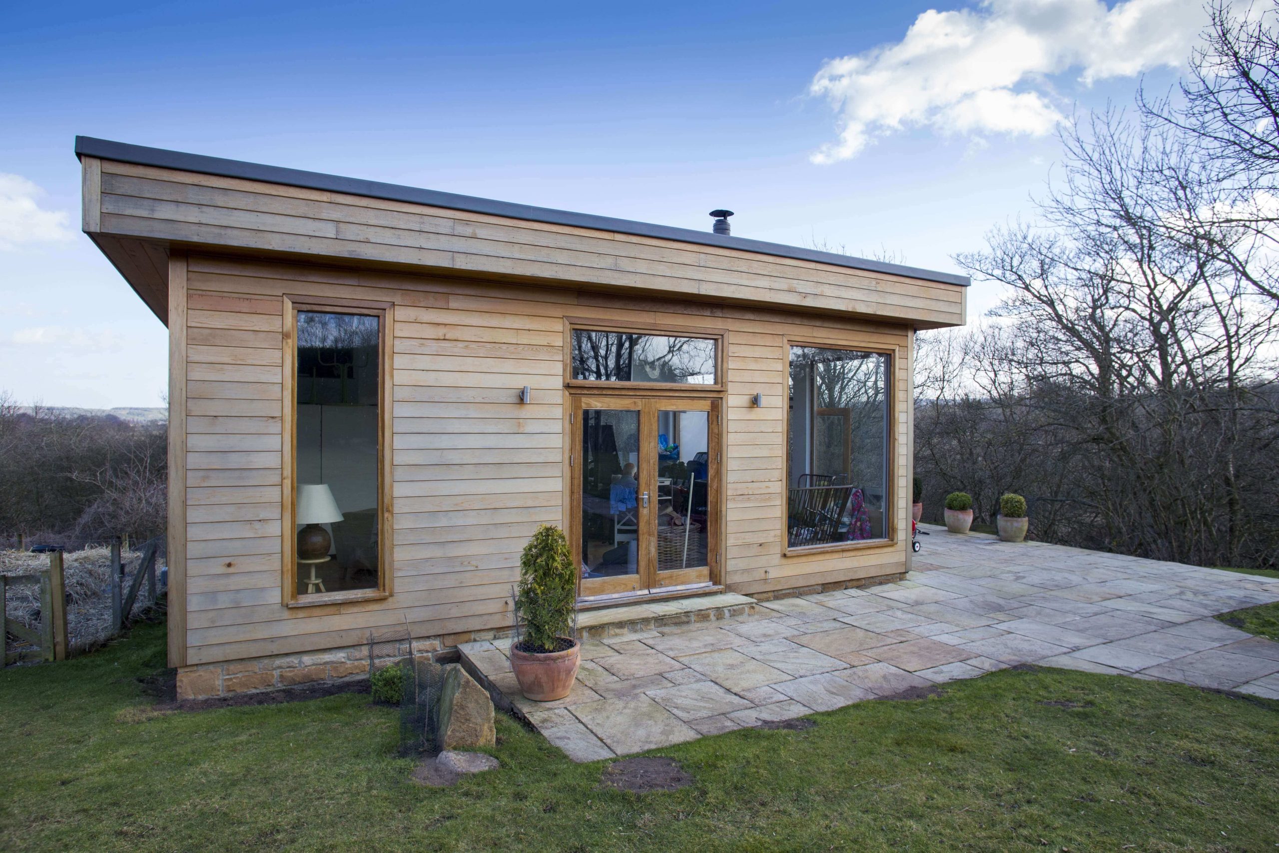 Garden Studio Installers Mitcham CR4