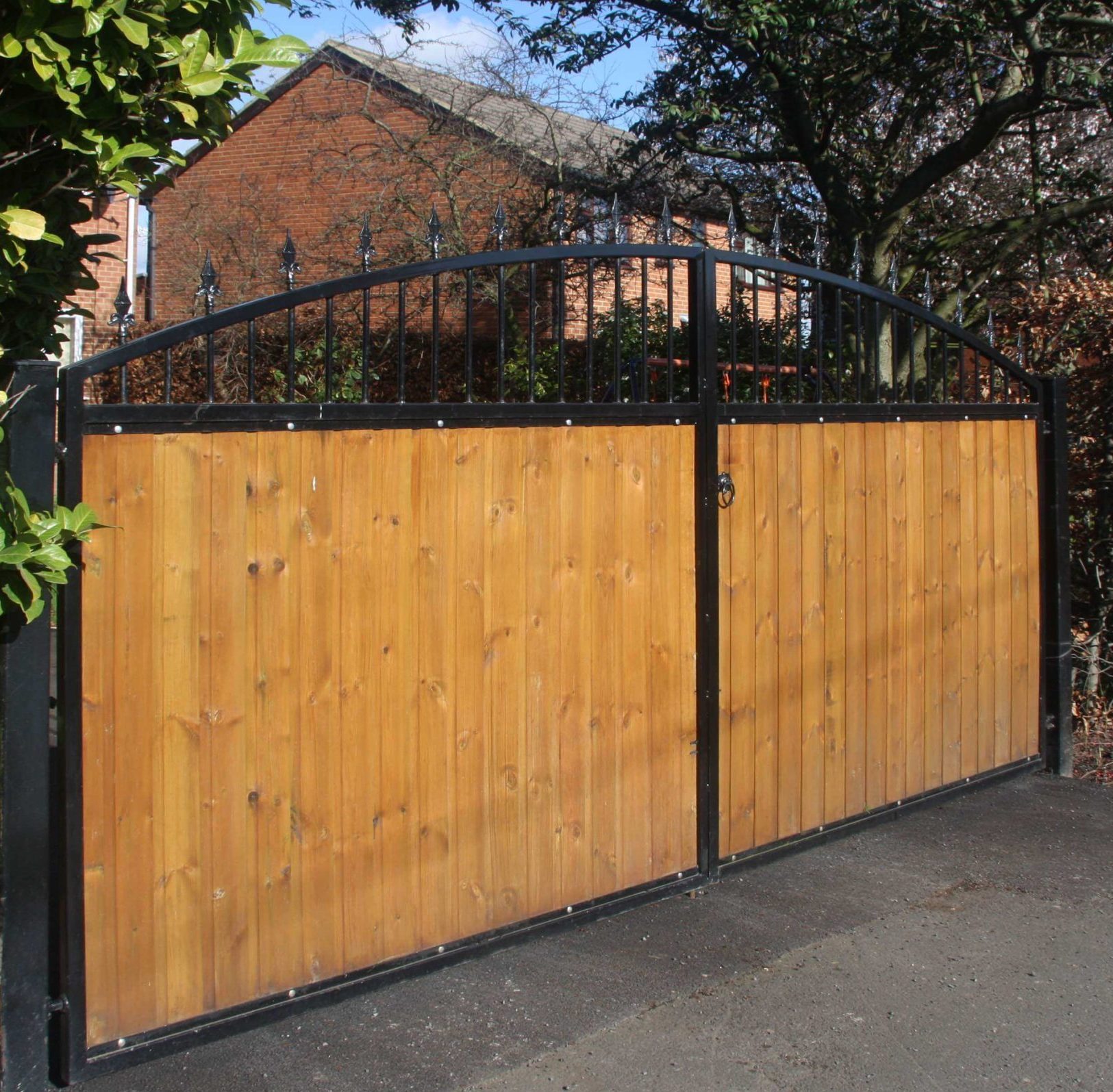 metal wall railing installers Mitcham CR4